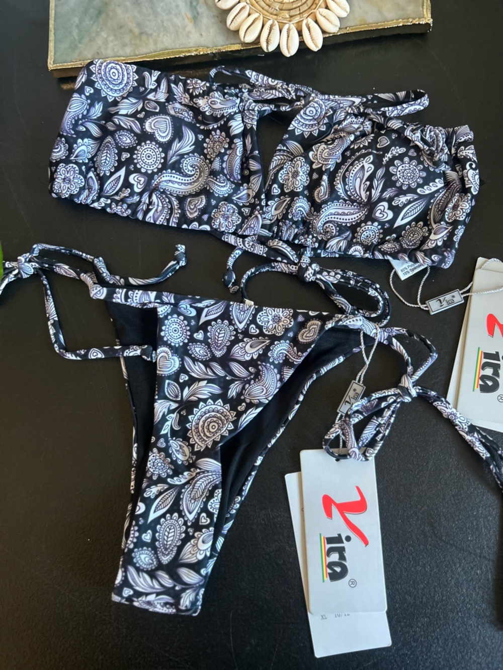 Yira new paisley print bikini set white/blue size Med